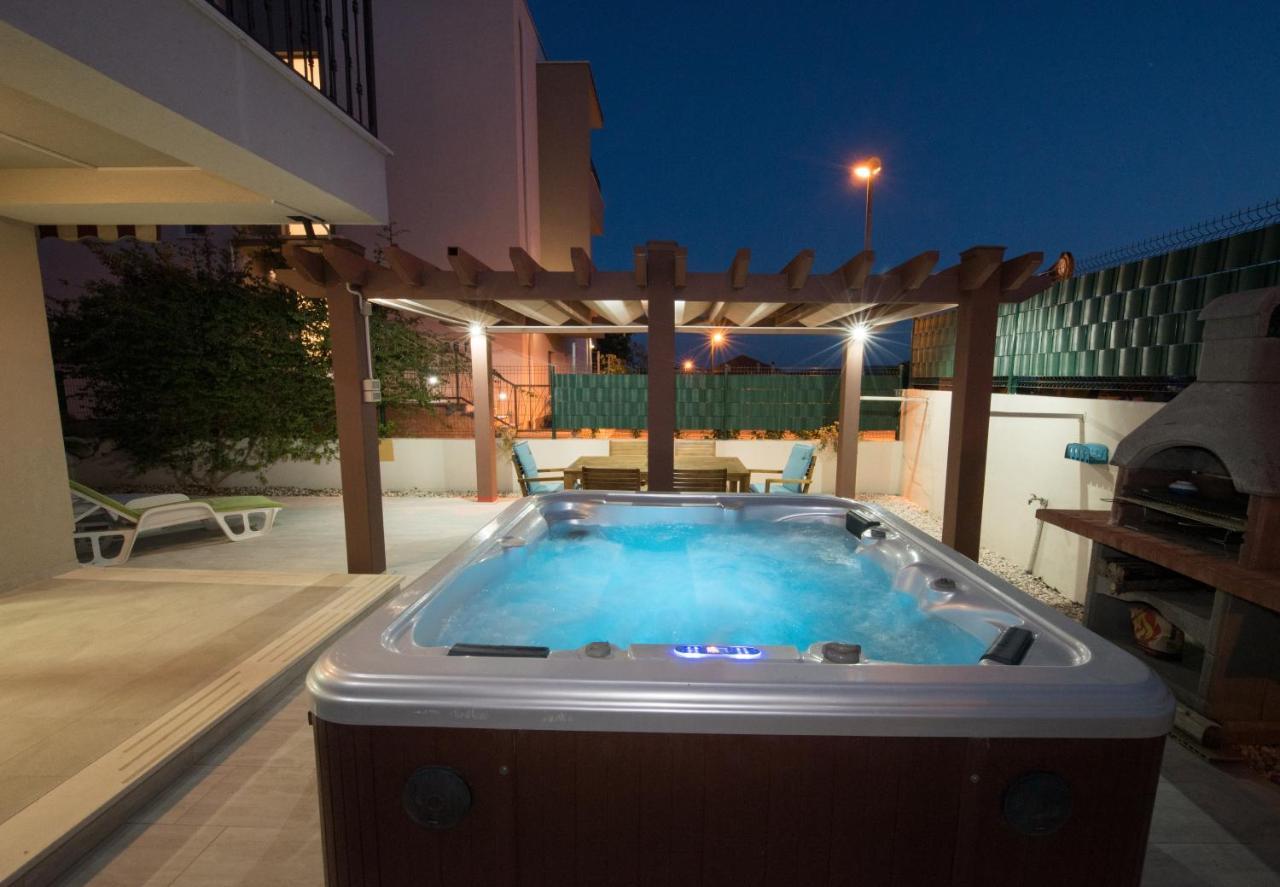 Apartment Miss Tina Trogir Ngoại thất bức ảnh