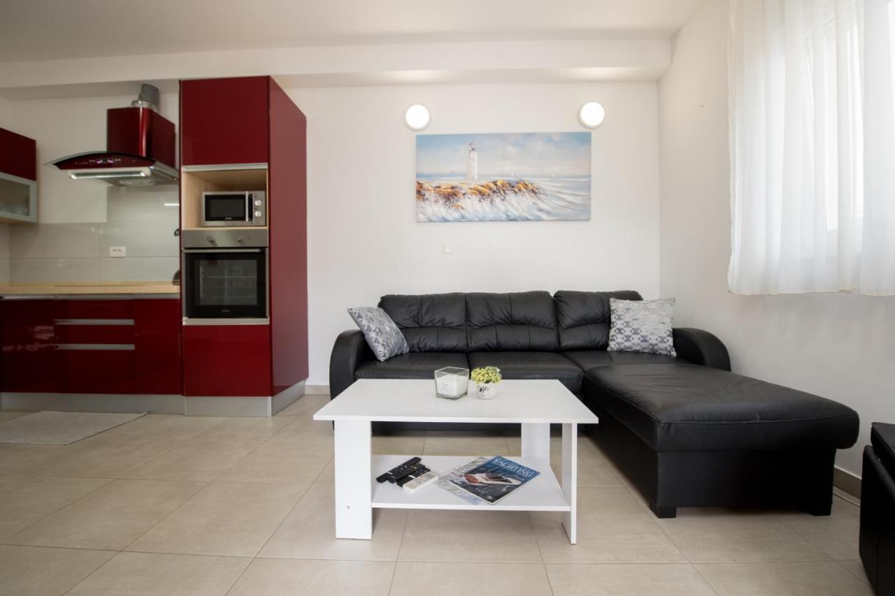 Apartment Miss Tina Trogir Ngoại thất bức ảnh